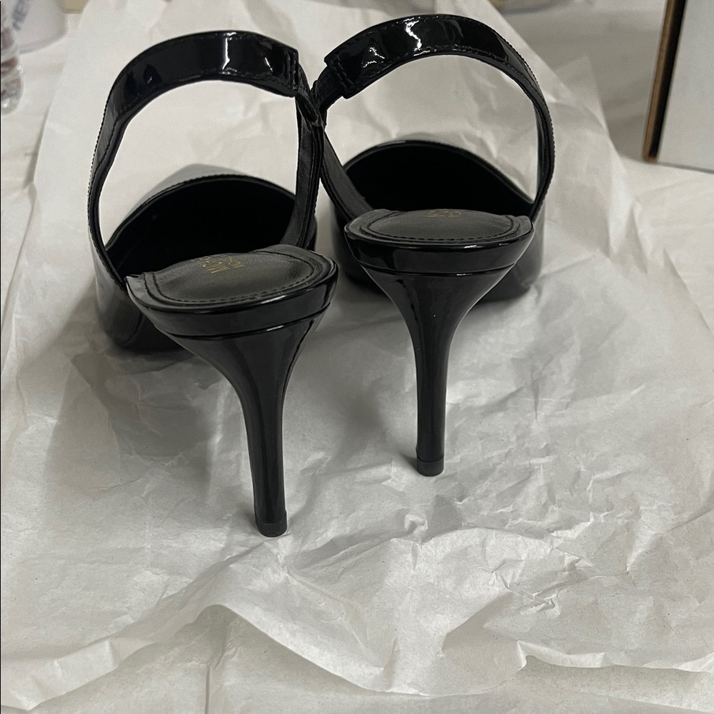 Michael Kors Glossy Black Slingback Heels 3” .size 6 .New without box.R14 - Picture 5 of 7